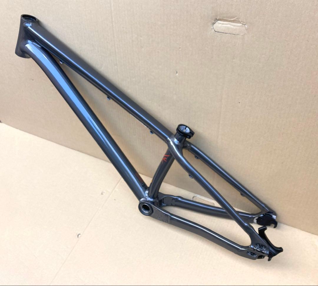 新品同様!! 2021 スペシャライズド P.3 / ダートジャンプ