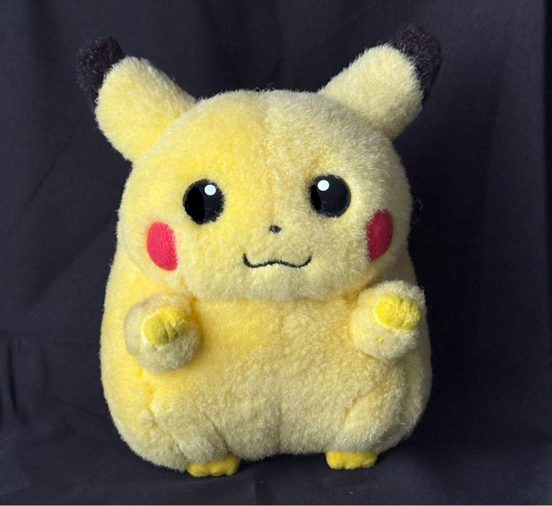 初期　ピカチュウ　TOMY ぬいぐるみ