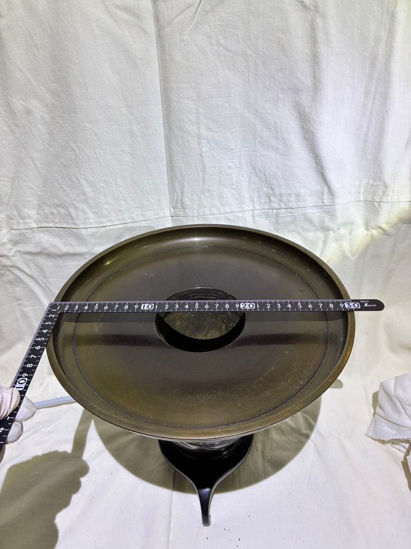 銅製 花器 山水彫刻 台付 花瓶 骨董