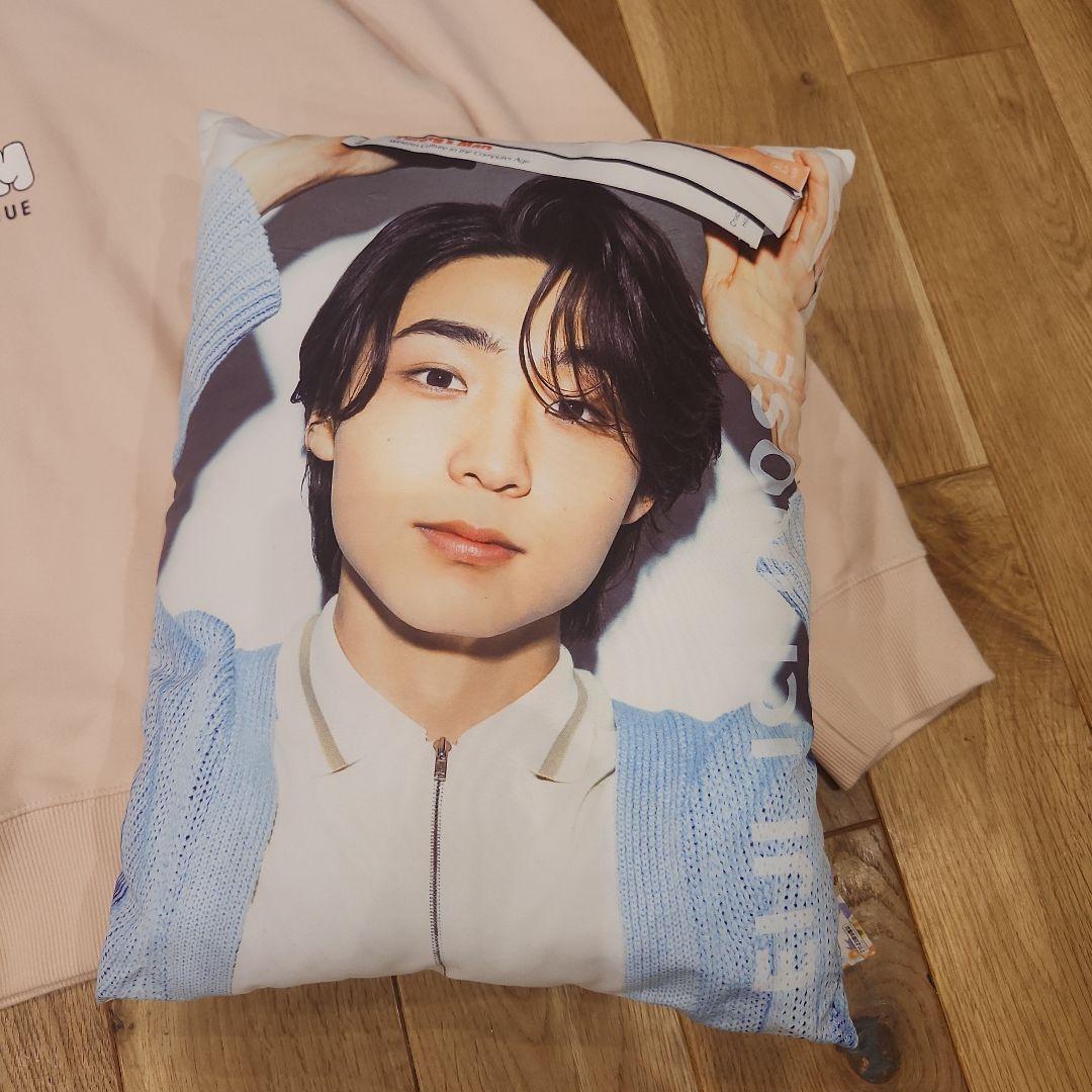 8LOOM GELATO PIQUEパーカー&君の花になる八村倫太郎クッション