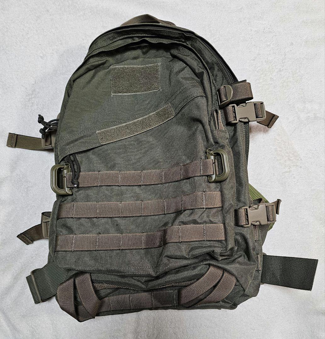 FLYYE MOLLE AIII Backpack RG 容量拡張サブバッグ付き