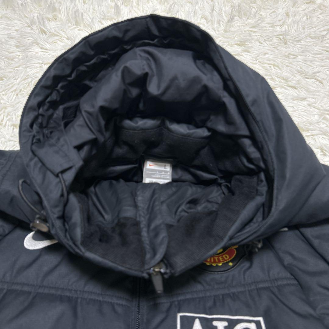 NIKE マンチェスターユナイテッド ベンチコート　刺繍ロゴ　AIG