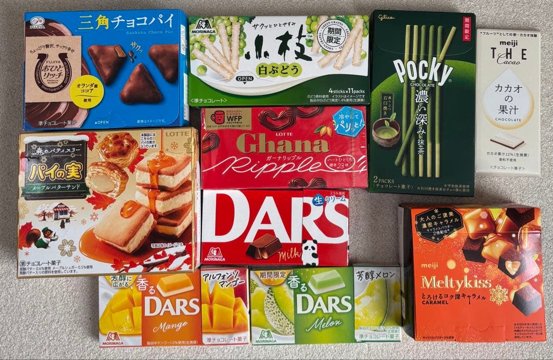 食品まとめ売り　詰め合わせ　計65点　カップ麺　菓子　カレー　他