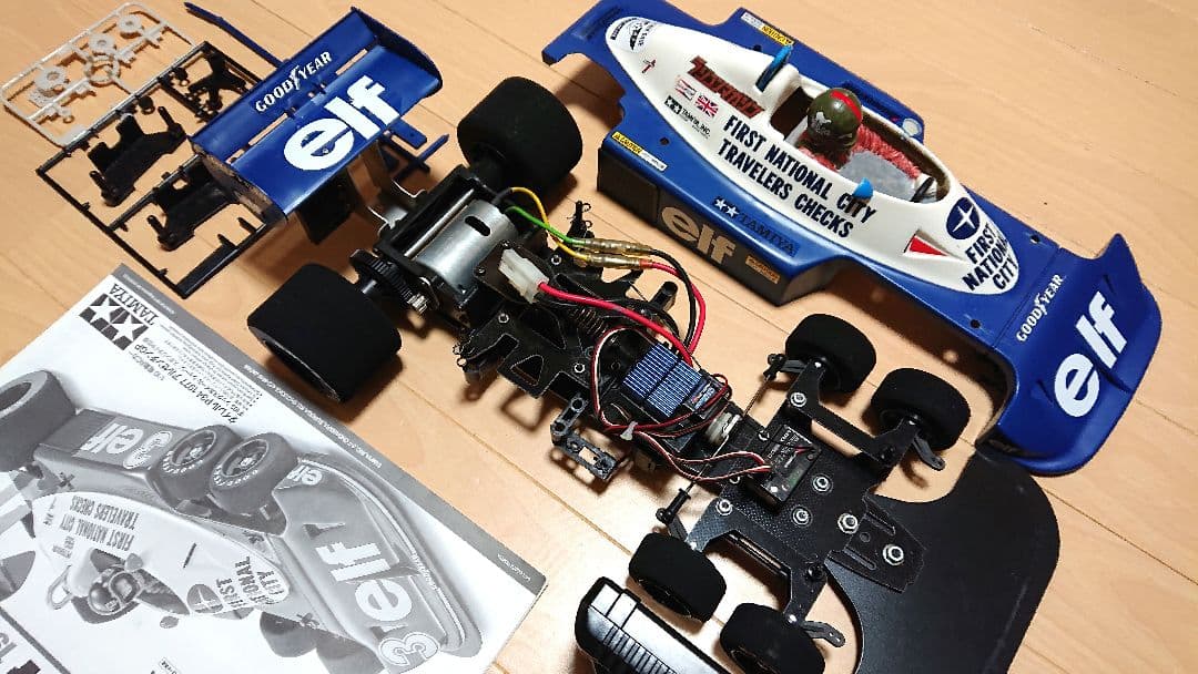 TAMIYA Tyrrell P34 1/10 ラジコンカー 送信機付き