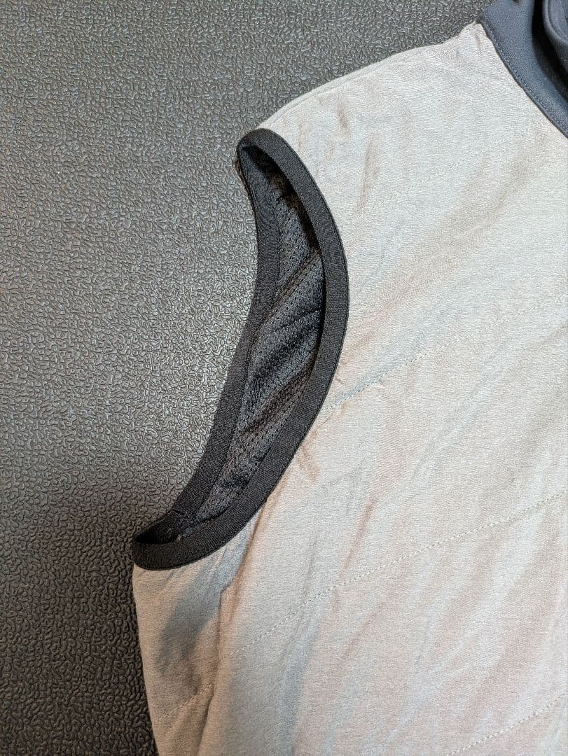 パールイズミ　キルト ベスト　Mサイズ