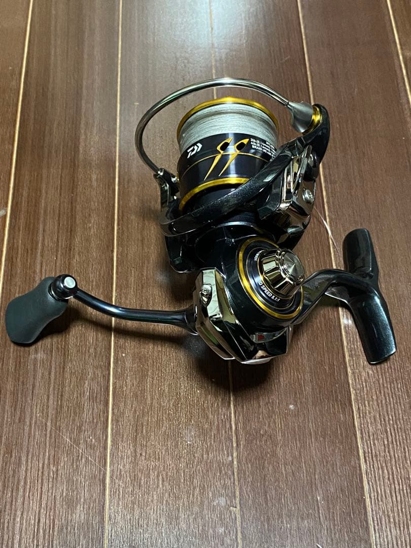 DAIWA CALDIA FC LT 2000S スピニングリール