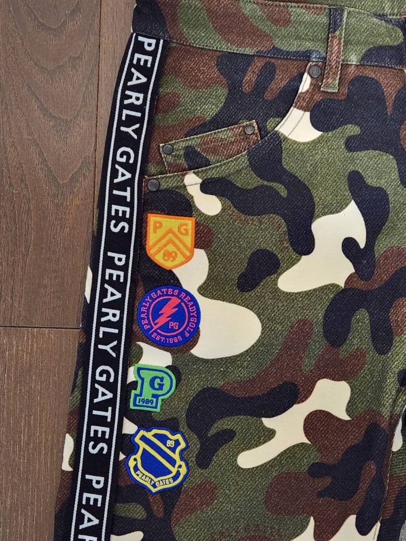 パーリーゲイツ　カモフラパンツ