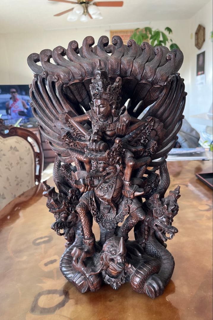 インドネシア　バリ島　アジアンスタイル 木製彫刻 装飾品　ガルーダ神