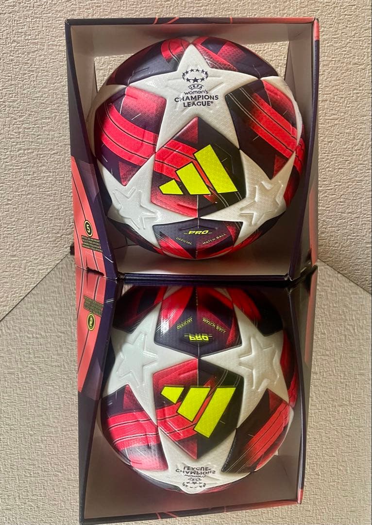 アディダス【　超激レア＆希少＆色違い フィナーレ　ボール プロ】