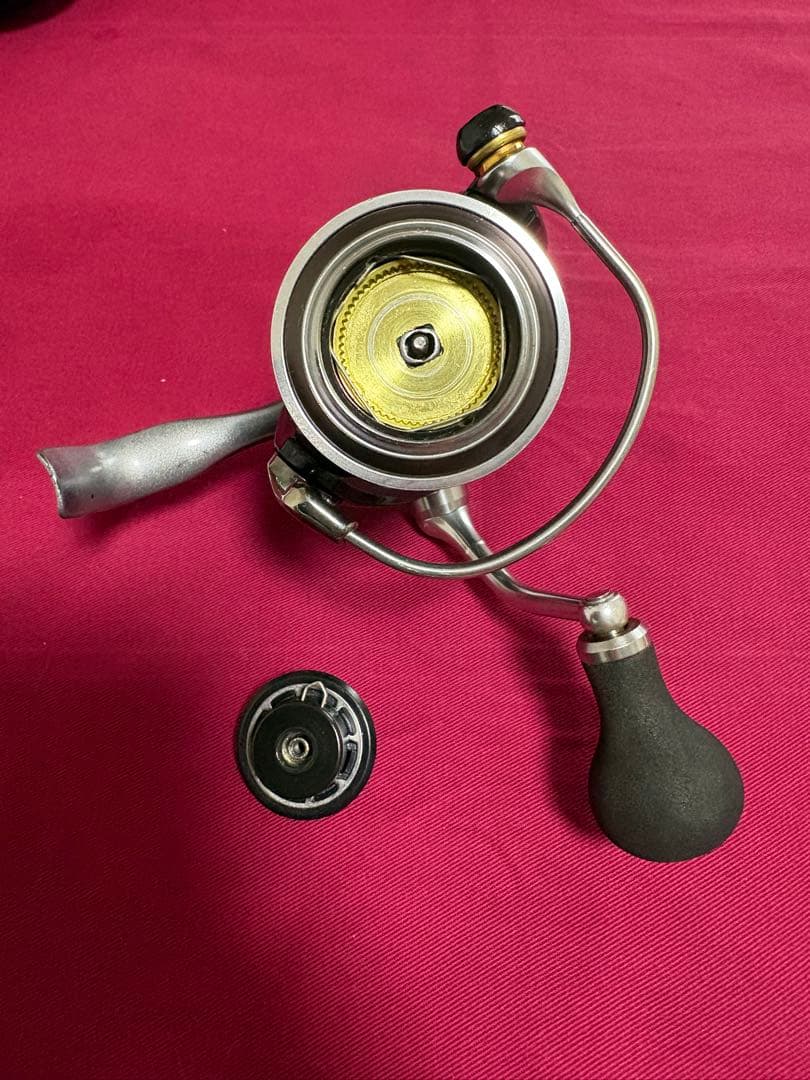 ダイワ カルディア 2506H スピニングリール 取説付 CALDIA