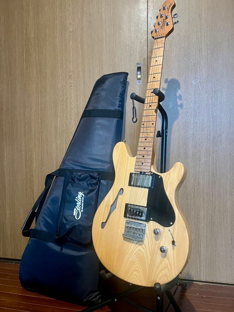 Musicman JV60C エレキギター