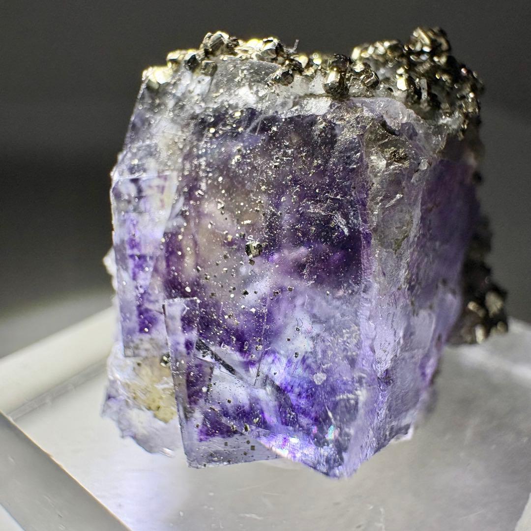 476 中国　ヤオガンシャン産　フローライト&パイライト