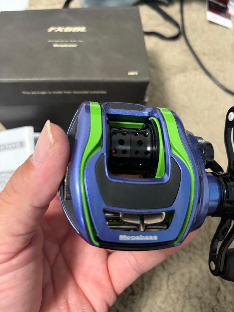 Megabass FX68L ベイトリール