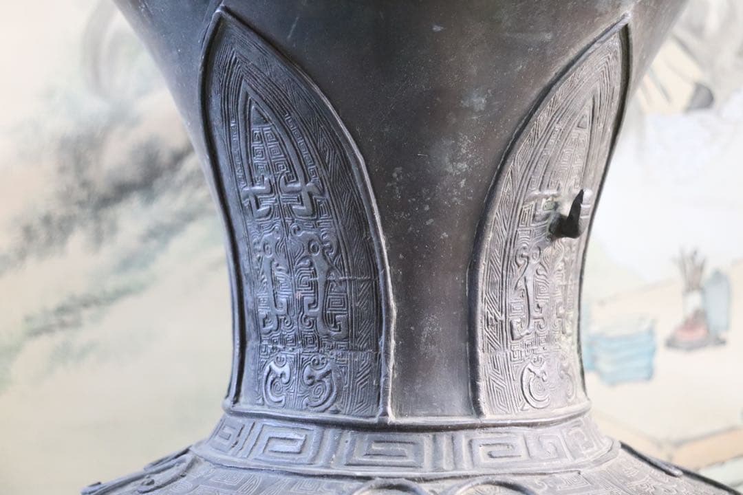 古銅器　獣紋　アンティーク　送料込み250116