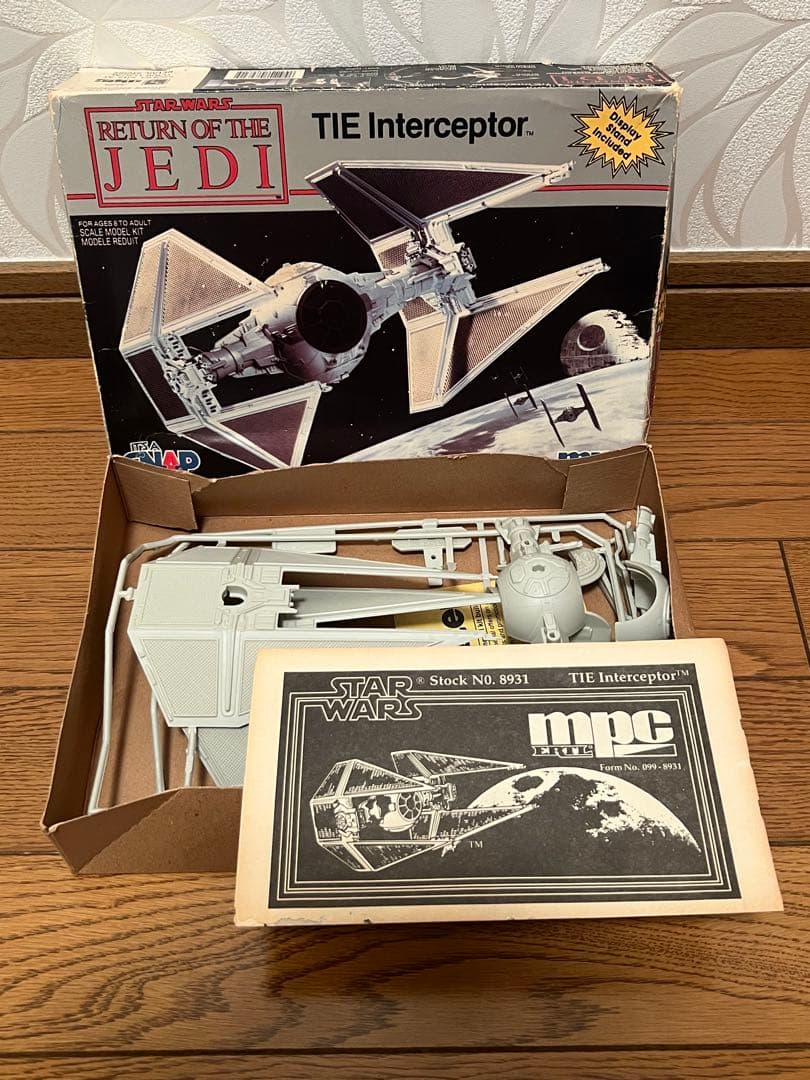 週末特価　スターウォーズ　プラモデル　MPC バンダイ