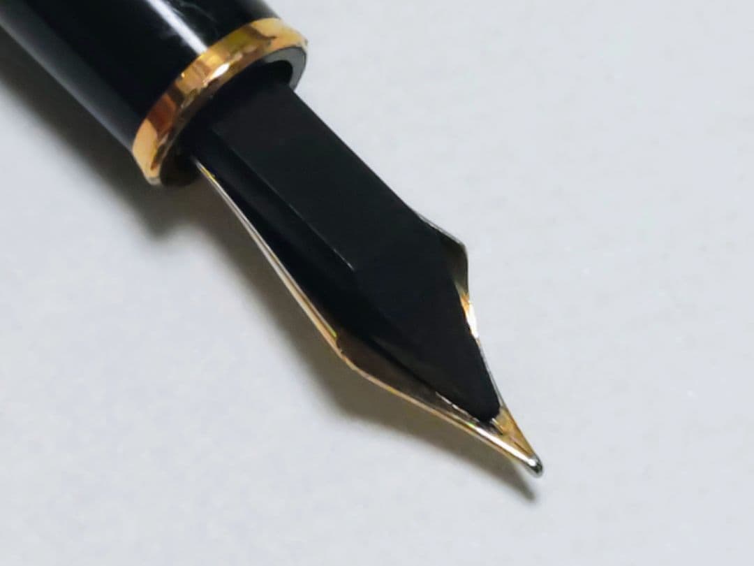 最終値下げ！＜おまけ2点付き＞モンブラン144ボルドーEFに中字Mと純正インク