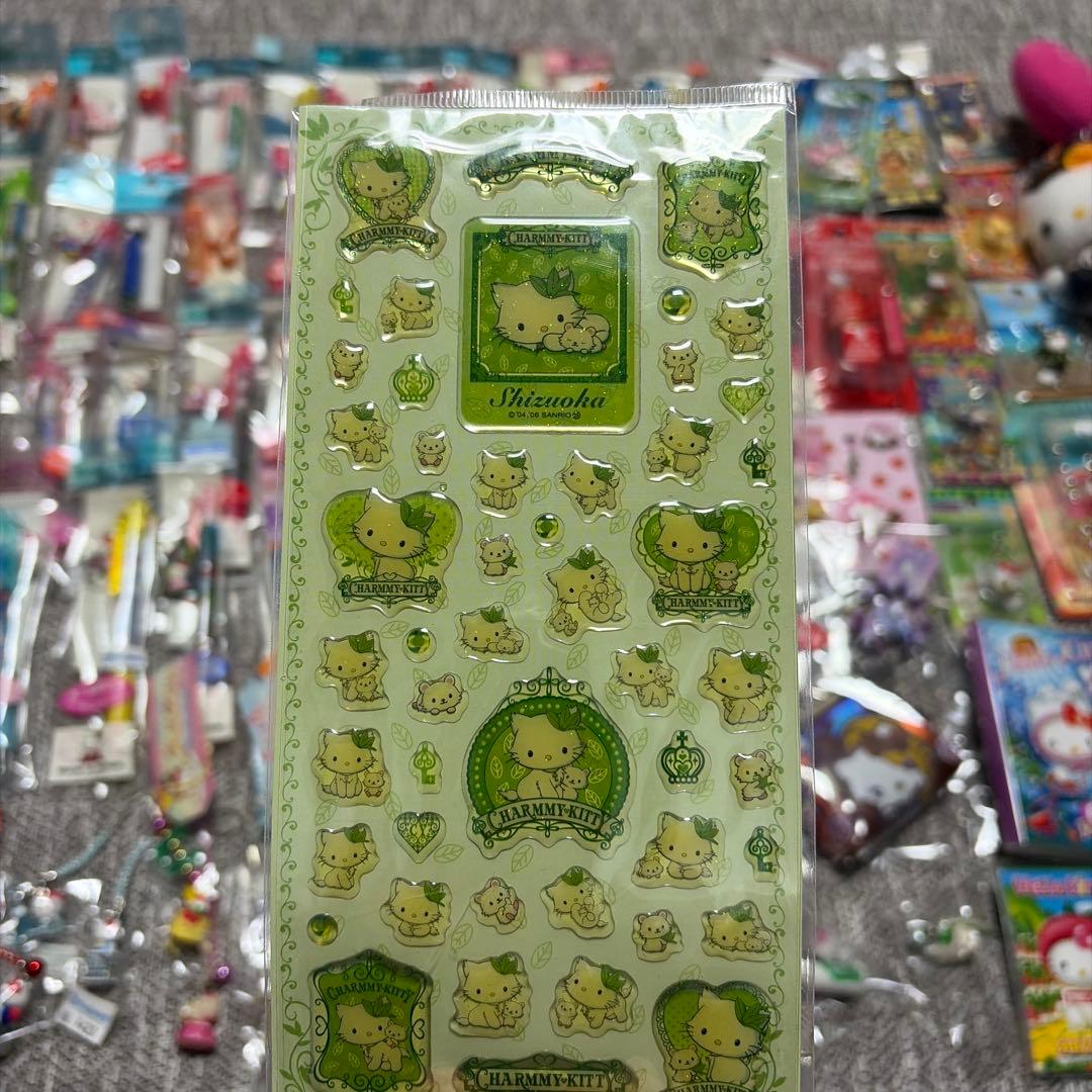 Hellokitty ハローキティ　大量　ご当地　ストラップ　ペン　セット