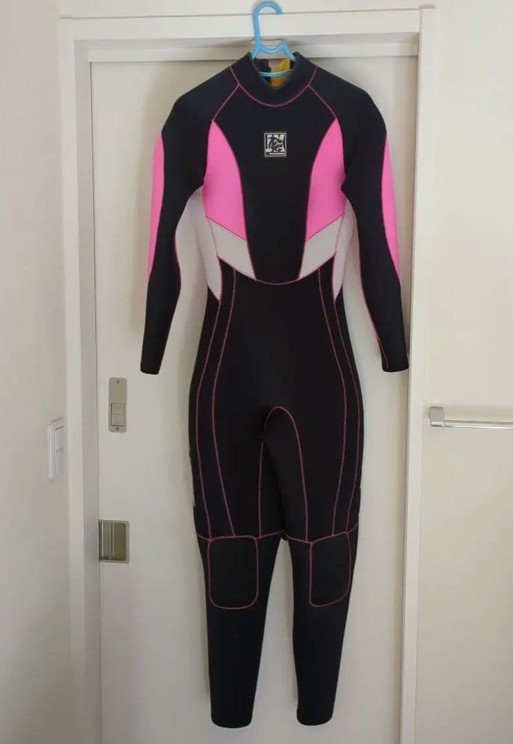 フルスーツ 黒/ピンク ネオプレン
