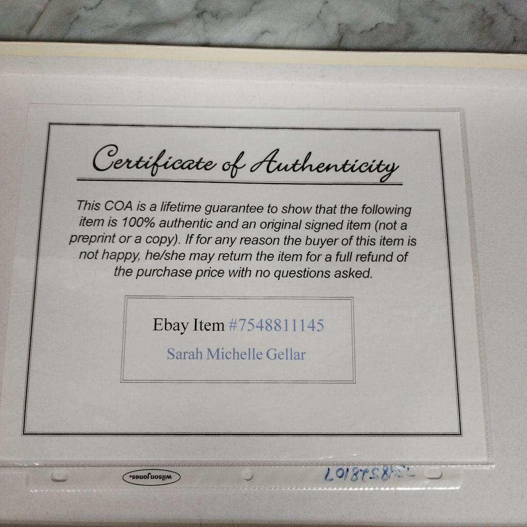 ハリウッド　サラ・ミシェル・ゲラー　直筆サイン入り8Ｘ10 フォト　証明書付き