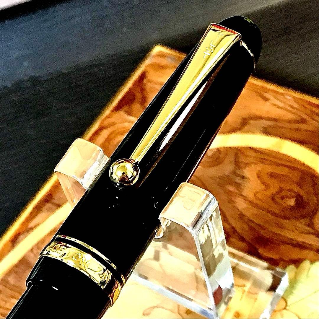 ☆ほぼ新品☆パイロット万年筆の原点☆素晴らしいパイロットカスタム74(M)