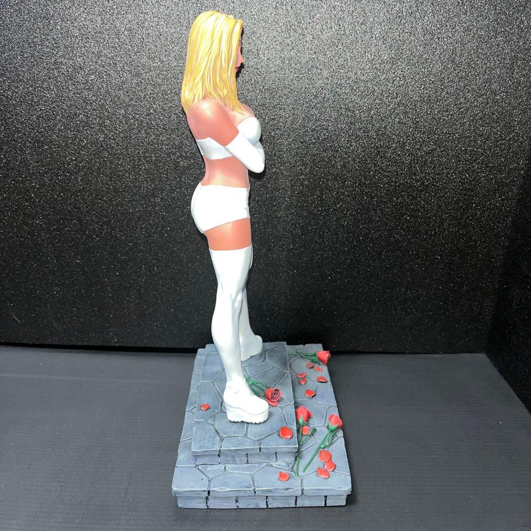 即購入歓迎　エマ・フロスト　プレミアムコレクション　マーベル　フィギュア