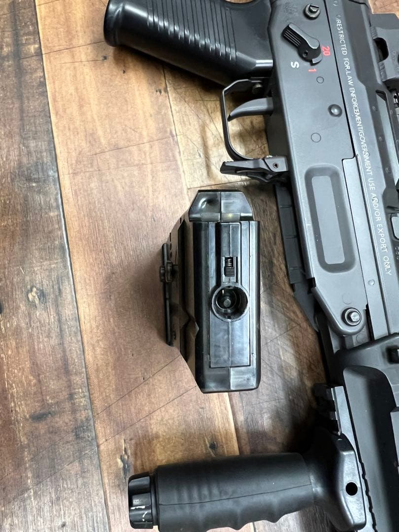 東京マルイ　スタンダード電動ガン　SIG 552