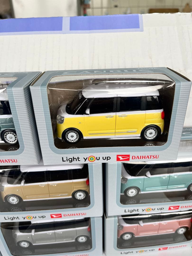 ムーブ キャンバス ミニカー ストライプス 8カラーセット！