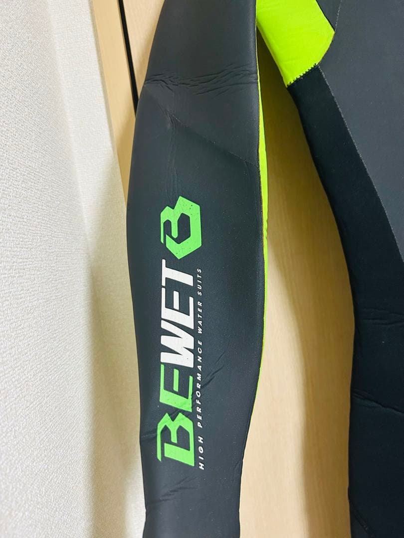 ビーウェット　BeWet 5mm フルスーツ ブラック　ウェットスーツ