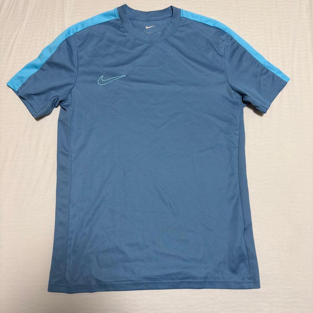 NIKE DRI-FITサッカーウェア 4枚セット