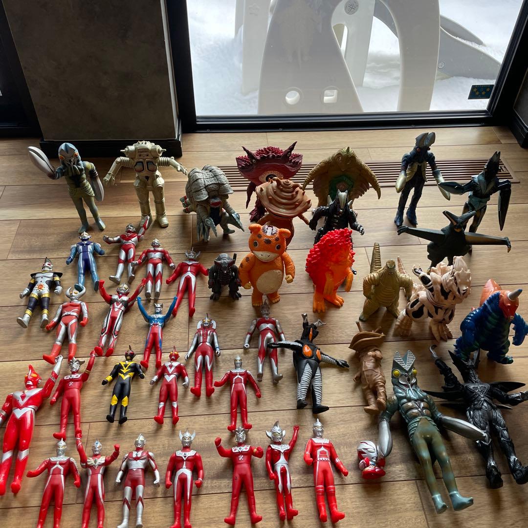 ウルトラマンシリーズフィギュアfigure43体セット バルタン星人他 円谷