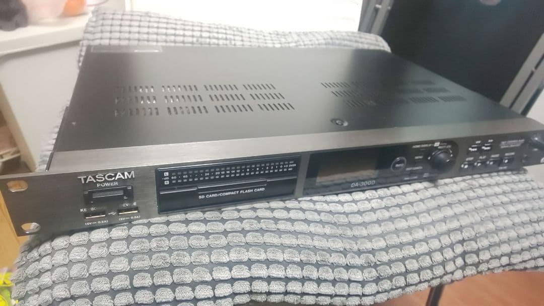 TASCAM タスカム  DA-3000 中古品