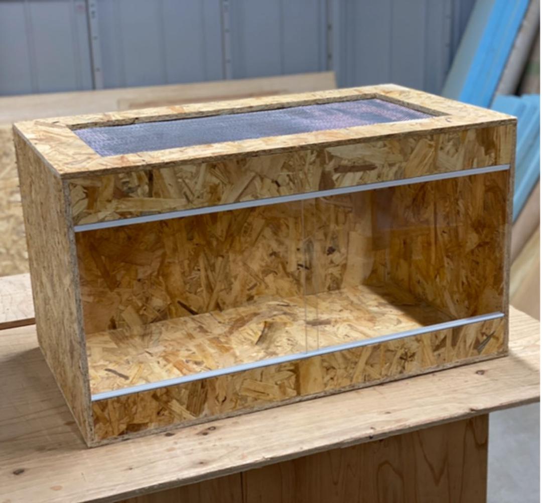 新品　木製ケージ　OSB 爬虫類　両生類　カメレオン　トカゲ　フトアゴ　カメ