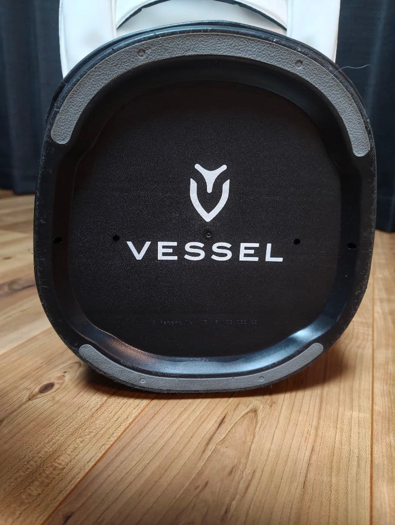 美品!VESSEL PLAYER 4.0 Pro スタンドキャディバッグ　ベゼル