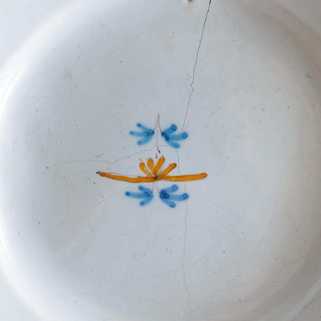 ムスティエ ヴァラージュ 小さなお花柄のお皿 φ22cm C