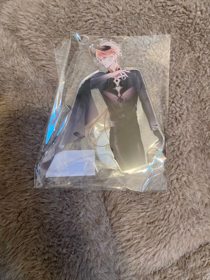 逆巻シュウ　アクリルスタンド