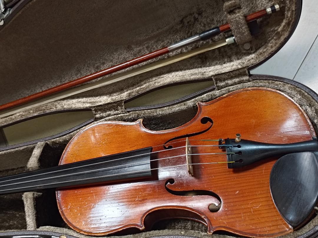 J.T.L フランス ミルクール 3/4 + ALFRED KNOLL 弓