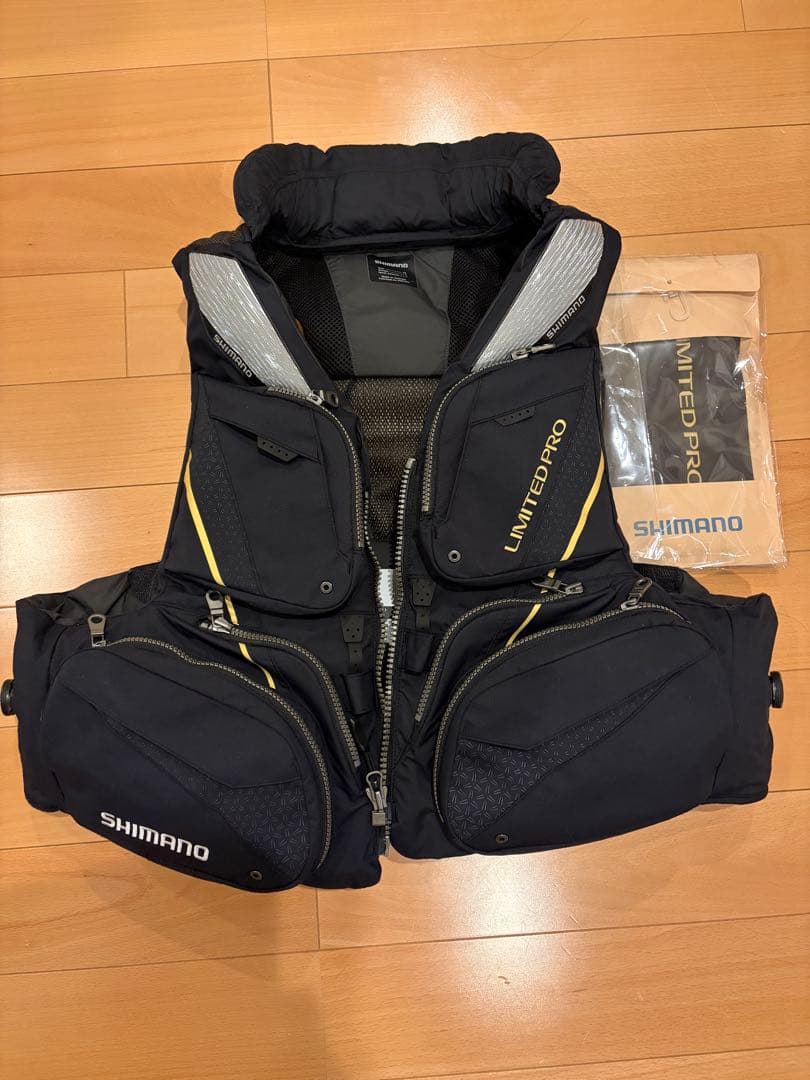 シマノ　フローティングベストVF-130W XLサイズ