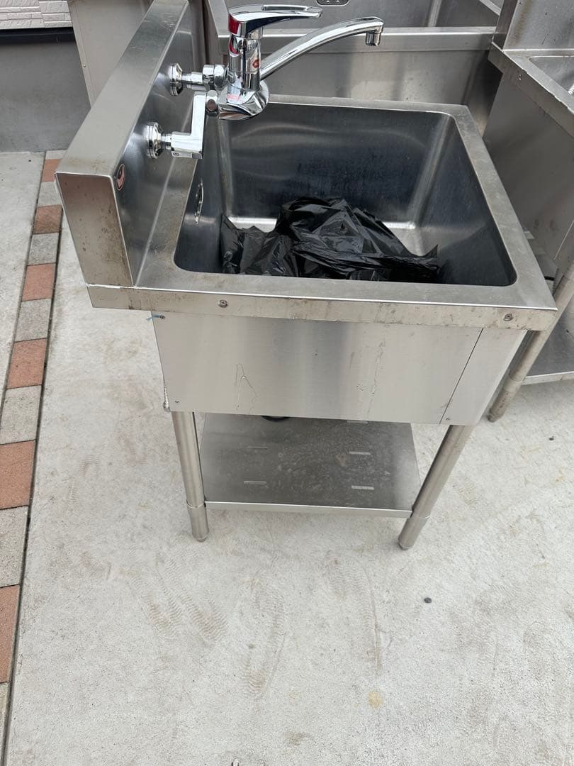 業務用ステンレスシンク 混合水栓付き