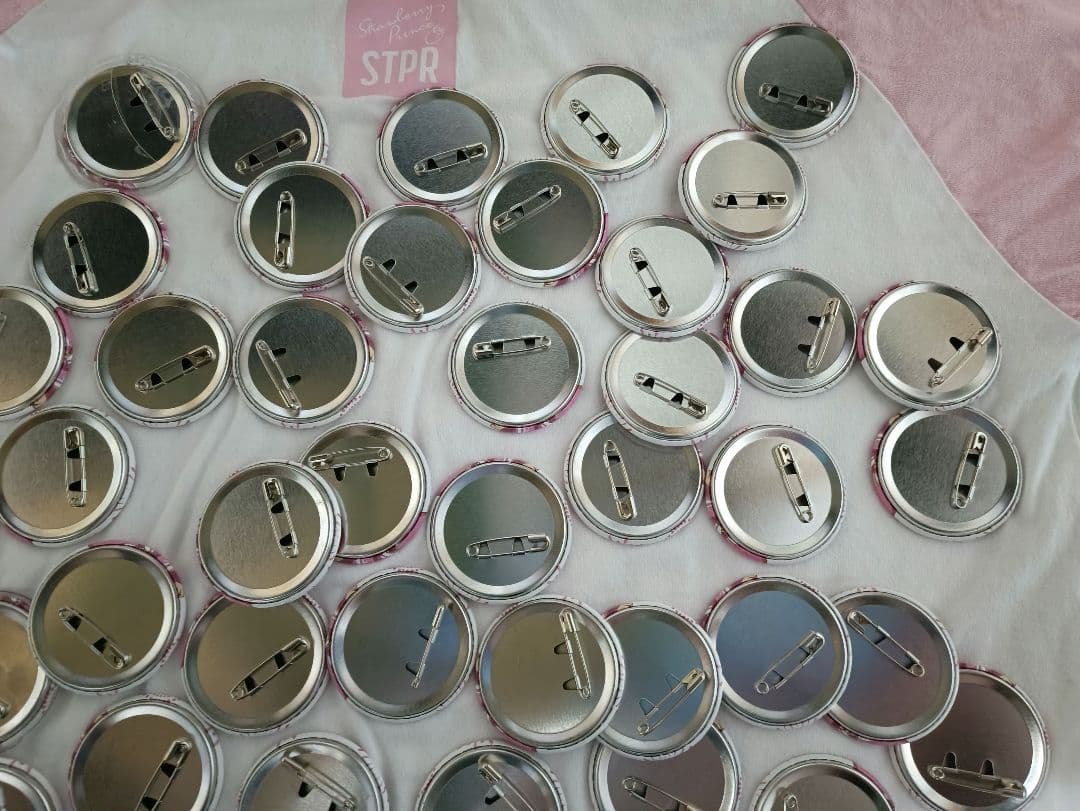 すとぷり　さとみ　缶バッチ　2022　summer 等身　浴衣