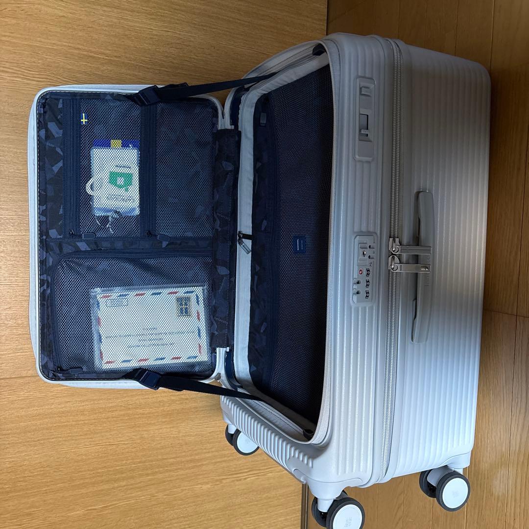 innovator キャリーケースL