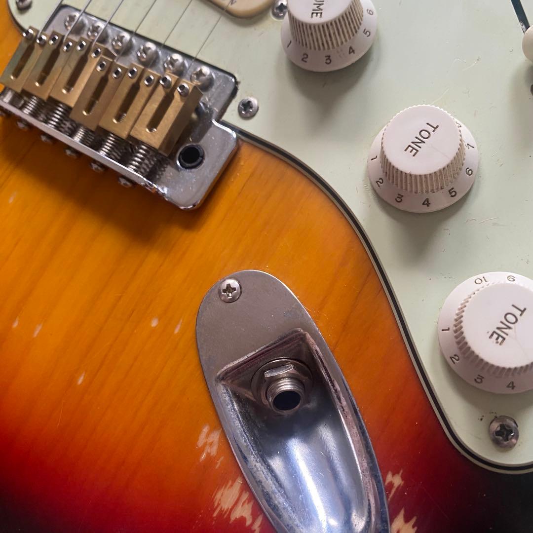 イングヴェイマルムスティーン シグネチャーストラトキャスター サンバースト