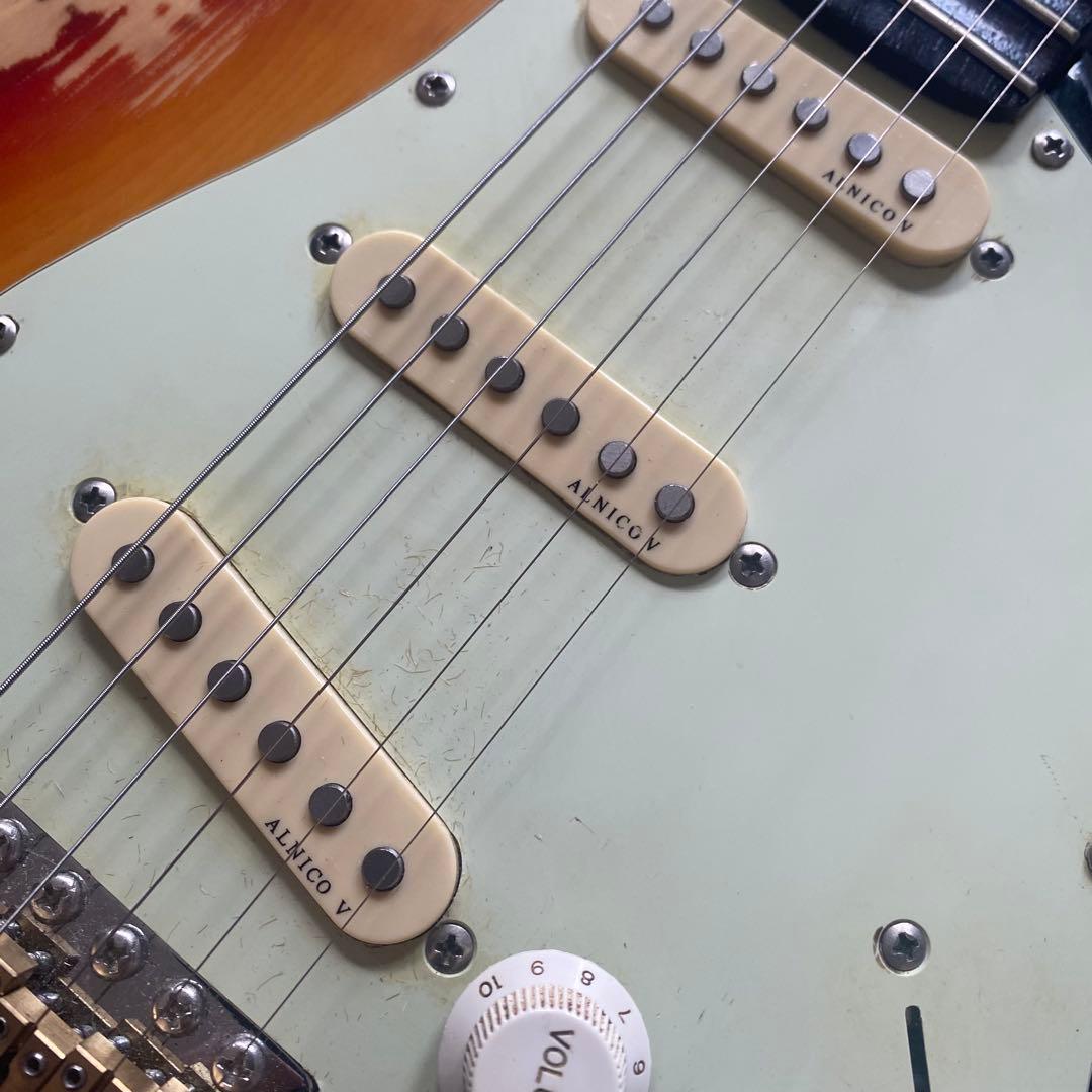 イングヴェイマルムスティーン シグネチャーストラトキャスター サンバースト