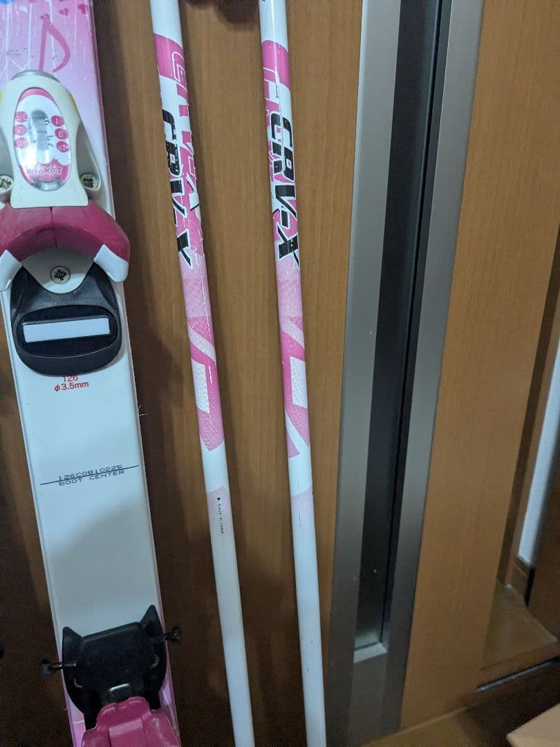 ジュニアスキーセット　板128センチ　ブーツ23センチ