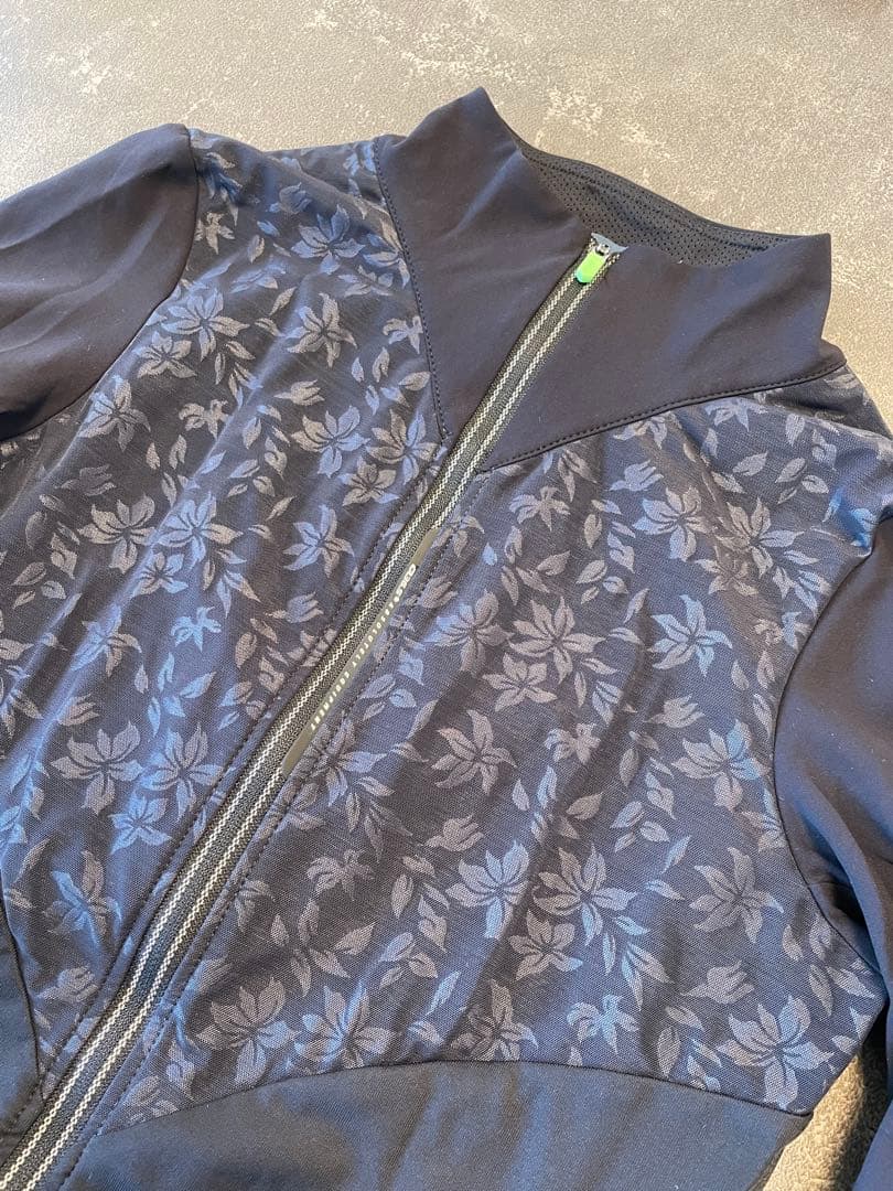 Q36.5 長袖ジャージ