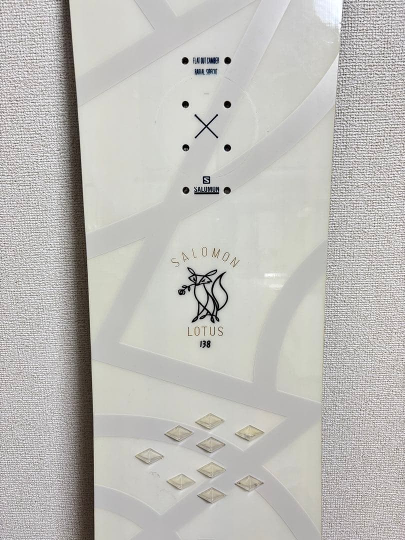 《れいか》【SALOMON】20-21 Lotusスノーボード138cm