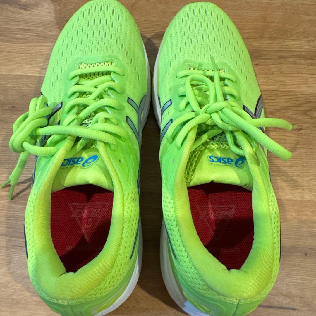 [未使用]アシックス ランニングシューズ GT-2000 9 25.5CM