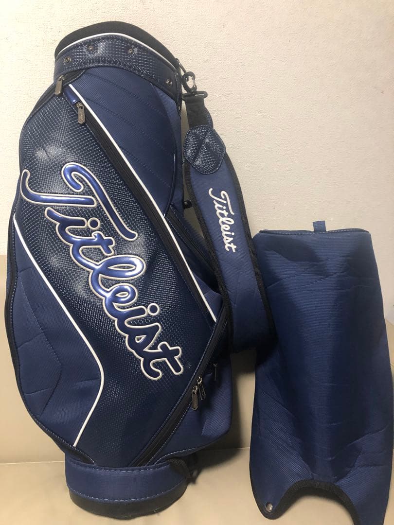 【送料込み】大人気　タイトリスト　キャディバッグ　ゴルフバッグ