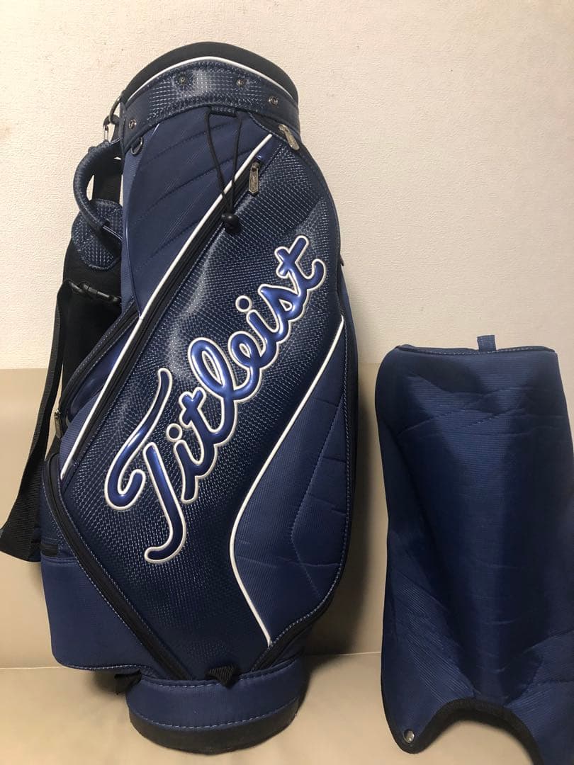 【送料込み】大人気　タイトリスト　キャディバッグ　ゴルフバッグ