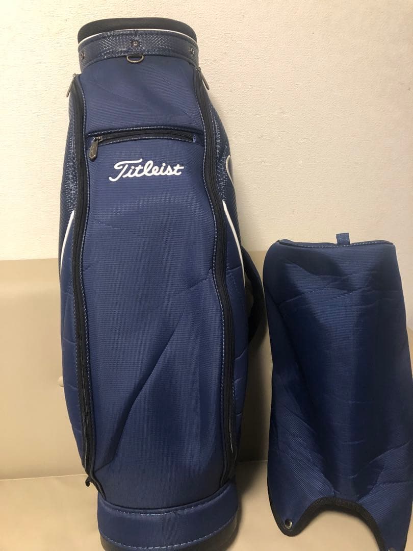 【送料込み】大人気　タイトリスト　キャディバッグ　ゴルフバッグ