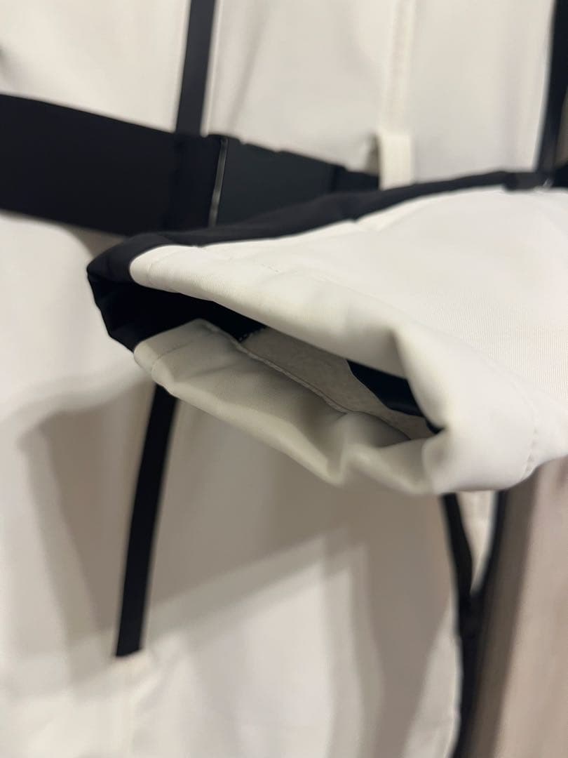 ZARA ザラ　防風・防水スキー用ジャンプスーツ　女性　一回のみ着用